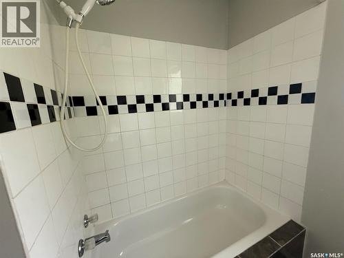 8912 Deans Crescent, North Battleford, SK 
