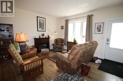 580 1St Street E, Shaunavon, SK 