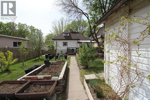 580 1St Street E, Shaunavon, SK 