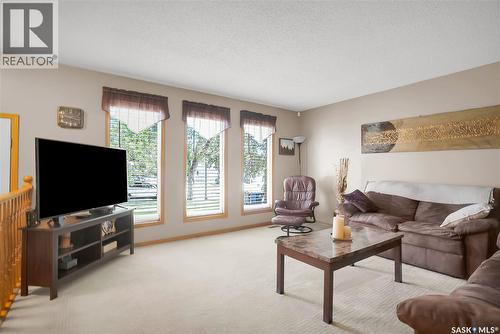 114 Sumner Crescent, Saskatoon, SK 