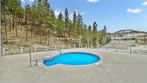 6-3220 Hilltown Drive, Kelowna, BC 