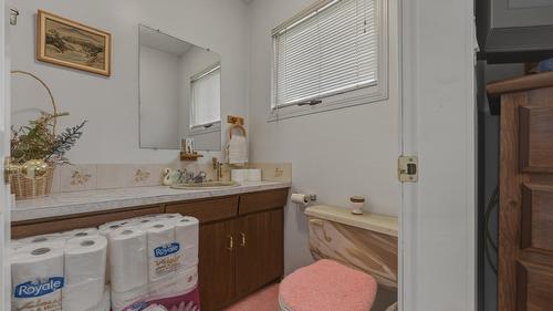 2810 Okanagan Street, Armstrong, BC - Indoor