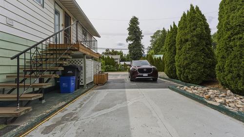 2810 Okanagan Street, Armstrong, BC - Outdoor