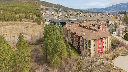 214-2532 Shoreline Drive  Lake Country, BC V4V 2R6