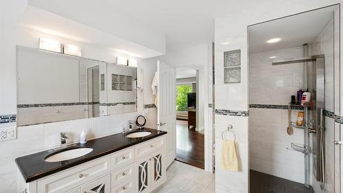 1322 Ridgedale Avenue, Penticton, BC - Indoor Photo Showing Other Room