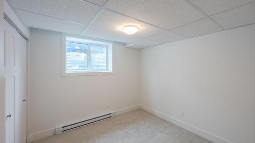 1322 Ridgedale Avenue, Penticton, BC - Indoor Photo Showing Other Room