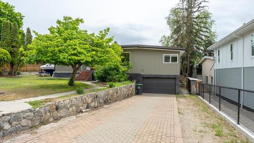 1322 Ridgedale Avenue, Penticton, BC - Outdoor