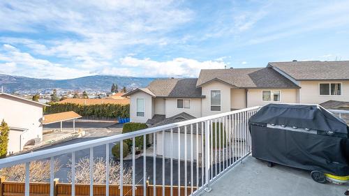 26-7915 Hespeler Road, Summerland, BC - Outdoor