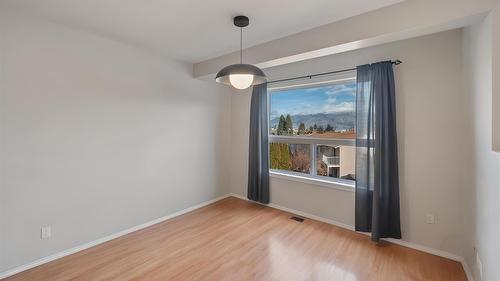 26-7915 Hespeler Road, Summerland, BC - Indoor Photo Showing Other Room