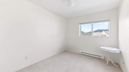 204-914 Vancouver Street, Creston, BC 