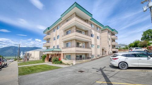204-914 Vancouver Street, Creston, BC 