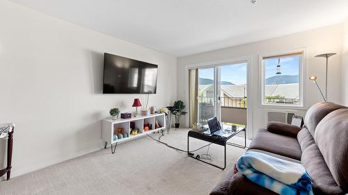 204-914 Vancouver Street, Creston, BC 