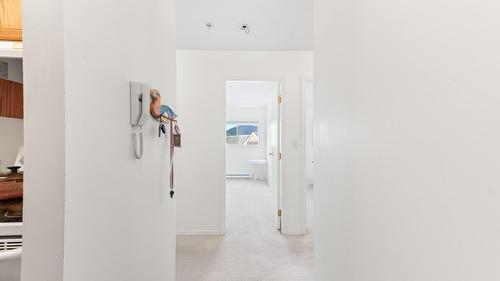 204-914 Vancouver Street, Creston, BC 