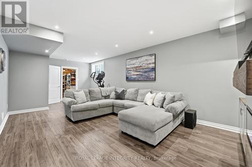 476 Ancaster Avenue, Ottawa, ON 