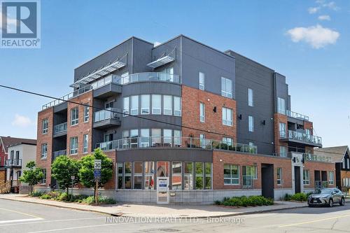 Location! Location! Welcome to Z6 Urban lofts. - 307 - 390 Booth Street, Ottawa, ON 