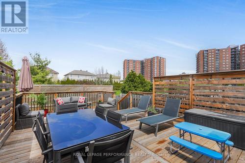 172 Colliston Crescent, Ottawa, ON 