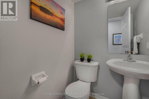 172 Colliston Crescent, Ottawa, ON 