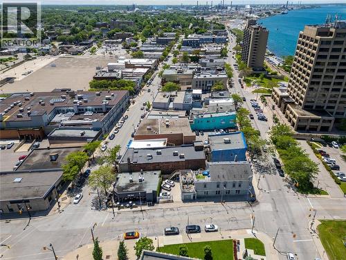 223 Christina Street North, Sarnia, ON 
