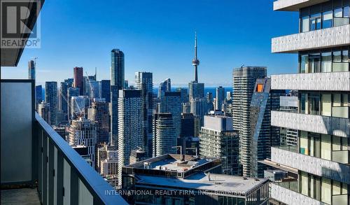 Lph 5406 - 50 Charles Street E, Toronto, ON 