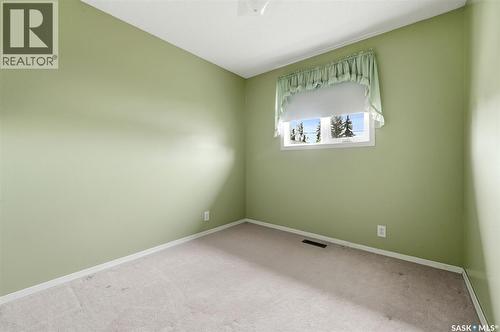 204 1St Avenue, Vibank, SK 