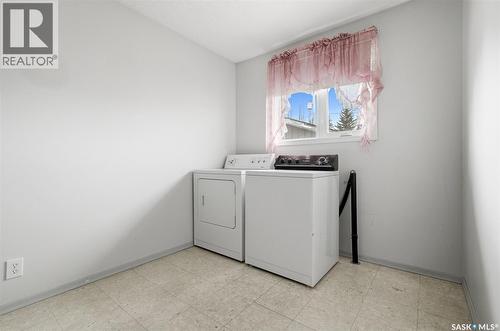 204 1St Avenue, Vibank, SK 