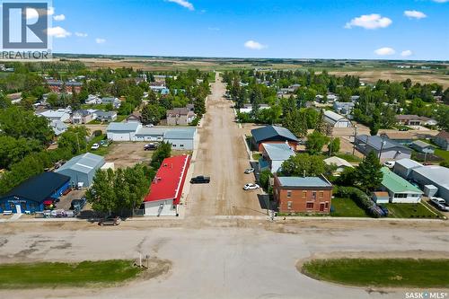 204 1St Avenue, Vibank, SK 