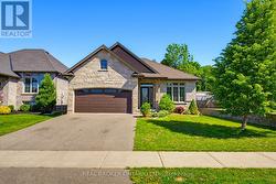 11 COTTONWOOD STREET Norfolk, ON N0E 1Y0