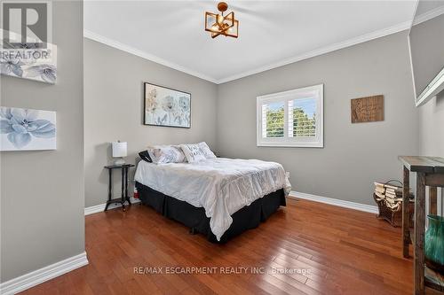 5 Royal Troon Drive, Brant, ON 