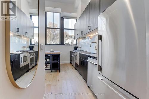 203 - 400 PARK AVENUE  Newmarket, ON L3Y 1V8