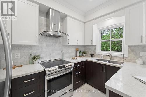 13 E J Lennox Way, Markham, ON 