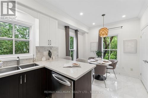 13 E J Lennox Way, Markham, ON 