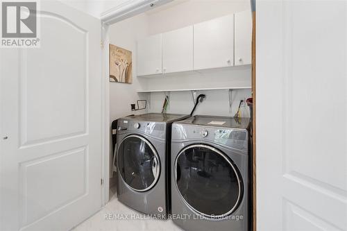 13 E J Lennox Way, Markham, ON 