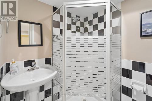 13 E J Lennox Way, Markham, ON 