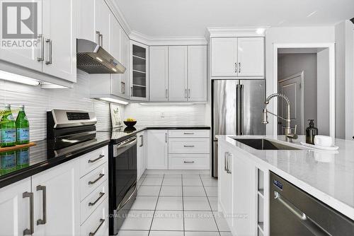 523 Terrace Way, Oakville, ON 