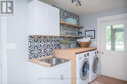 Enjoy doing laundry in this updated space! - 11276 Amos Drive, Milton, ON 