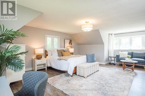 Huge primary retreat - 11276 Amos Drive, Milton, ON 