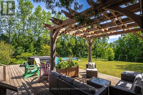 Perfect spot to relax and unwind - 11276 Amos Drive, Milton, ON 