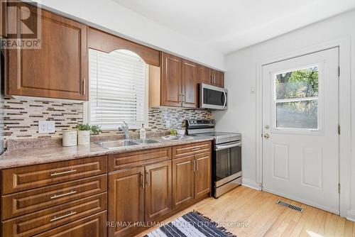 69 Thursfield Crescent, Toronto, ON 