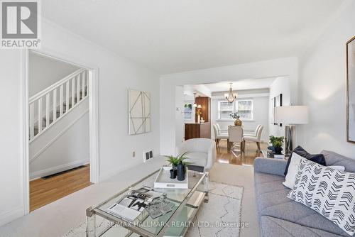 69 Thursfield Crescent, Toronto, ON 