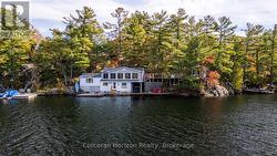 566 HUNGRY BAY ROAD W Georgian Bay (Baxter), ON L0K 1S0