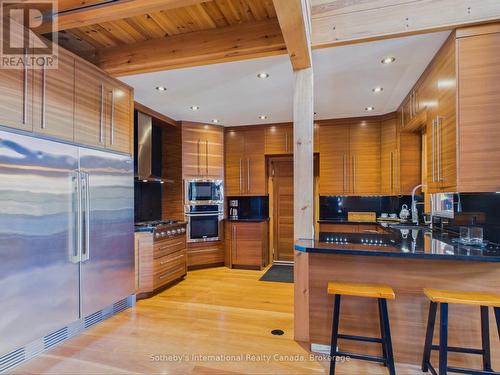 2889 Ahmic Lake Road, Magnetawan, ON 
