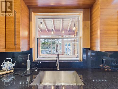 2889 Ahmic Lake Road, Magnetawan, ON 