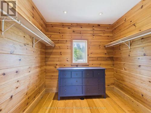 2889 Ahmic Lake Road, Magnetawan, ON 