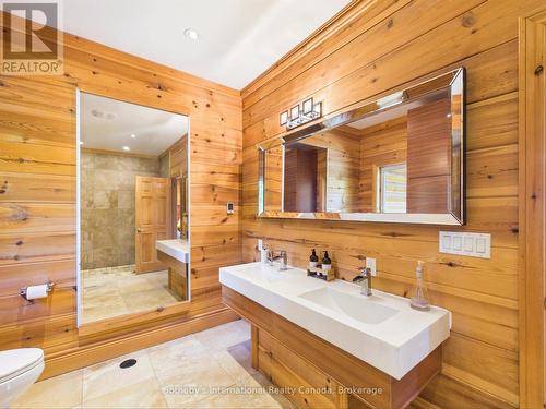 2889 Ahmic Lake Road, Magnetawan, ON 