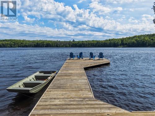 2889 Ahmic Lake Road, Magnetawan, ON 