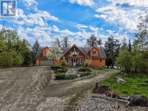 2889 Ahmic Lake Road, Magnetawan, ON 