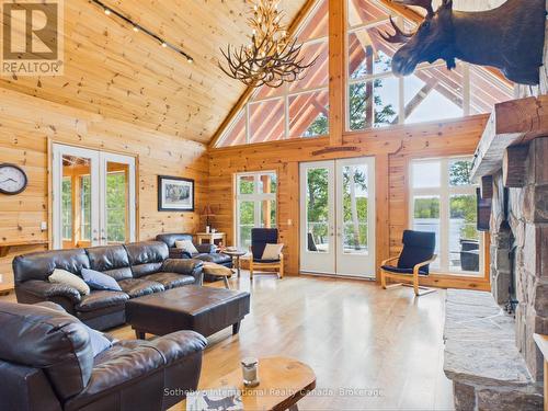 2889 Ahmic Lake Road, Magnetawan, ON 