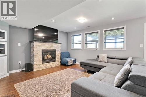 298 Garth Massey Drive, Cambridge, ON 