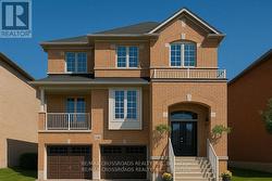 119 RUSSELL CREEK DRIVE Brampton, ON L6R 0B3