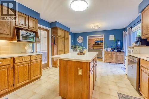706 Esser Crescent, Sarnia, ON 
